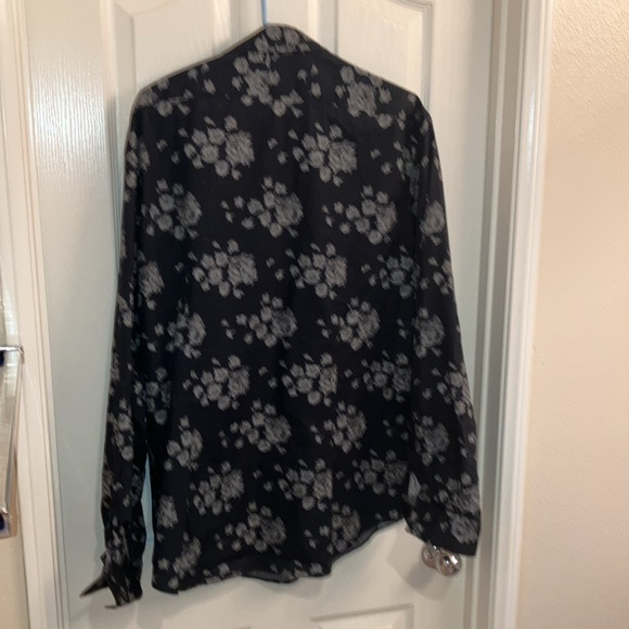 John Varvatos XXL..  black and grey floral shirt.. excellent used condition - Picture 3 of 3